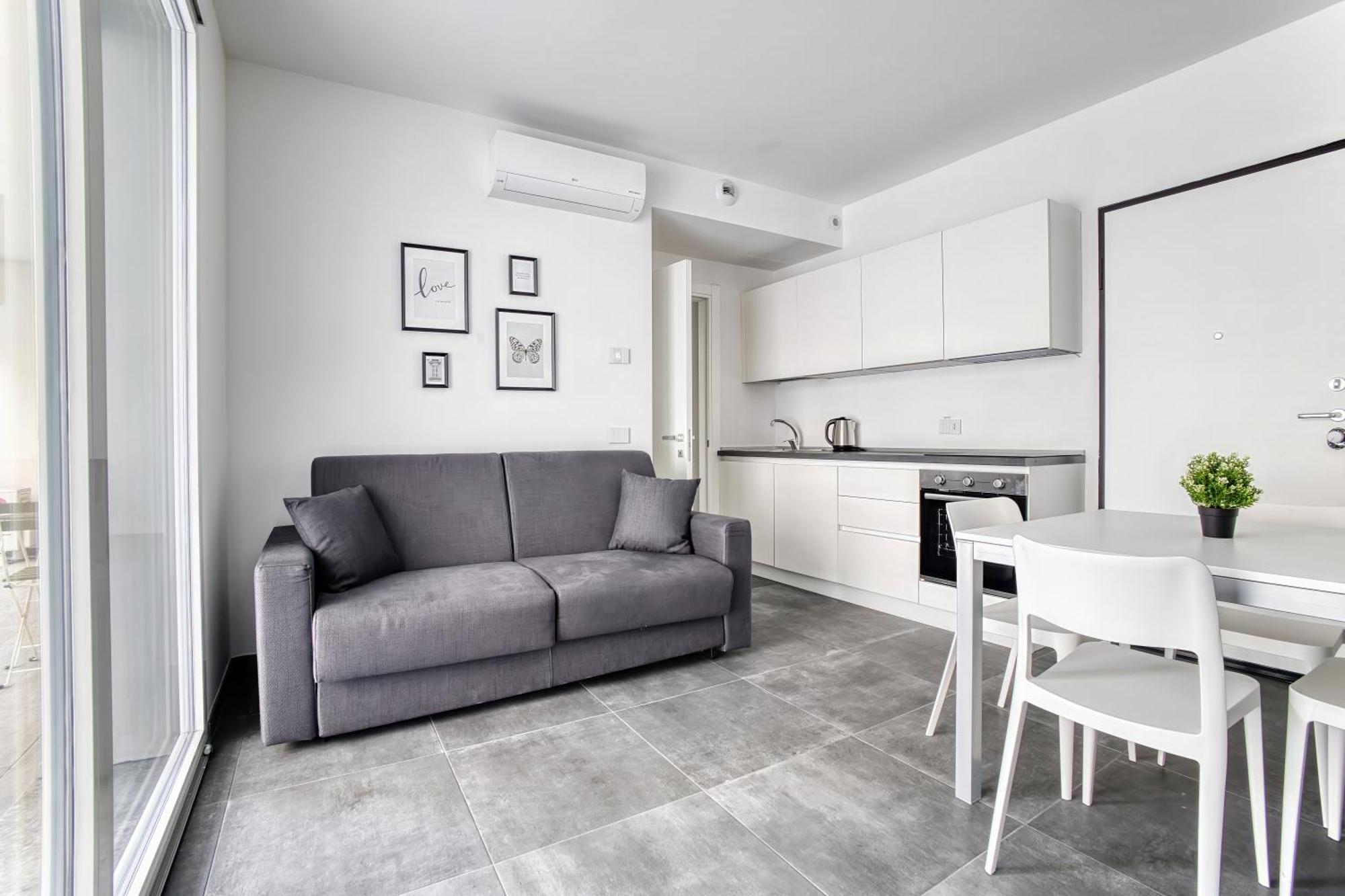 Just Urban Stays - Apartment With 40Sqm Terrace - Solari * Milan