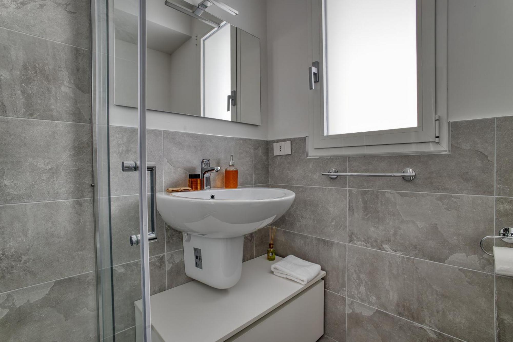 Appartement Just Urban Stays - Apartment With 40Sqm Terrace - Solari Milan